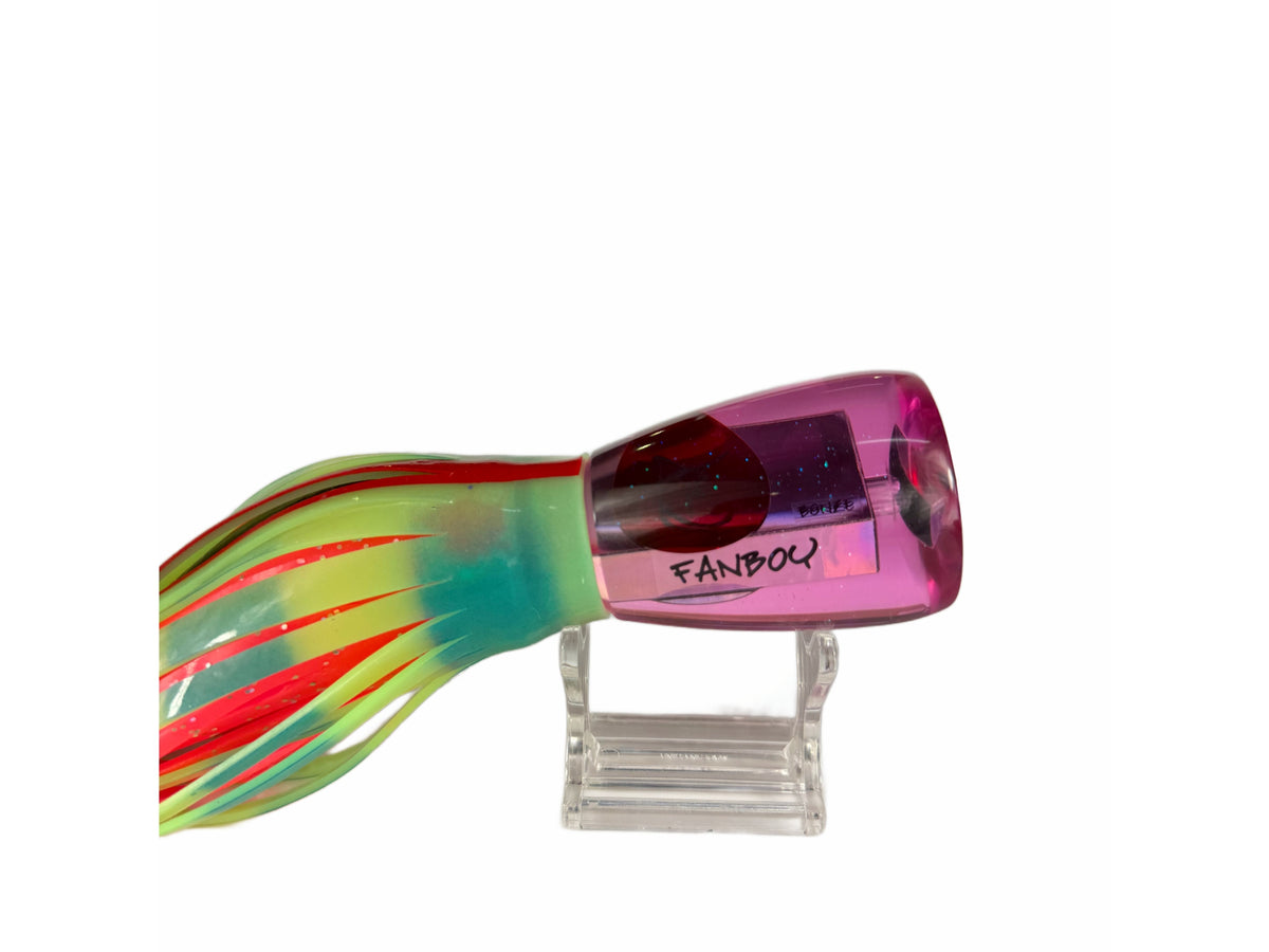 BONZE FANBOY CUSTOM PINK THUNDER LURE – Gun City Fishing