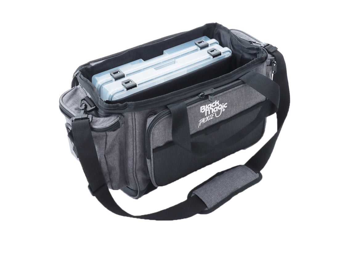 BLACK MAGIC WEEKENDER TACKLE BAG